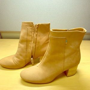 Toms Leather Booties!! ❤️💥❤️